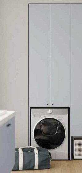 COLONNA CON LAVATRICE A VISTA.JPG